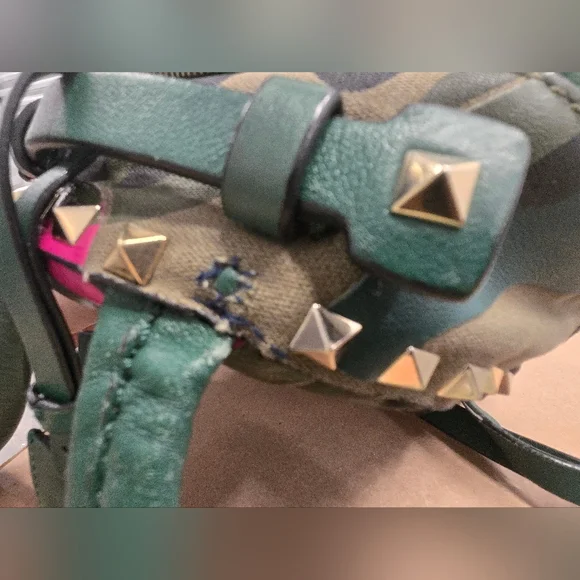 VALENTINO  Garavani Rockstud Leather Backpack Camouflage - Picture 16 of 16